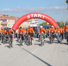 OBEZİTE İLE MÜCADELE İÇİN PEDAL ÇEVİRİN