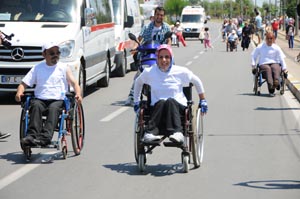 Tekerlekler özgürlüğe döndü