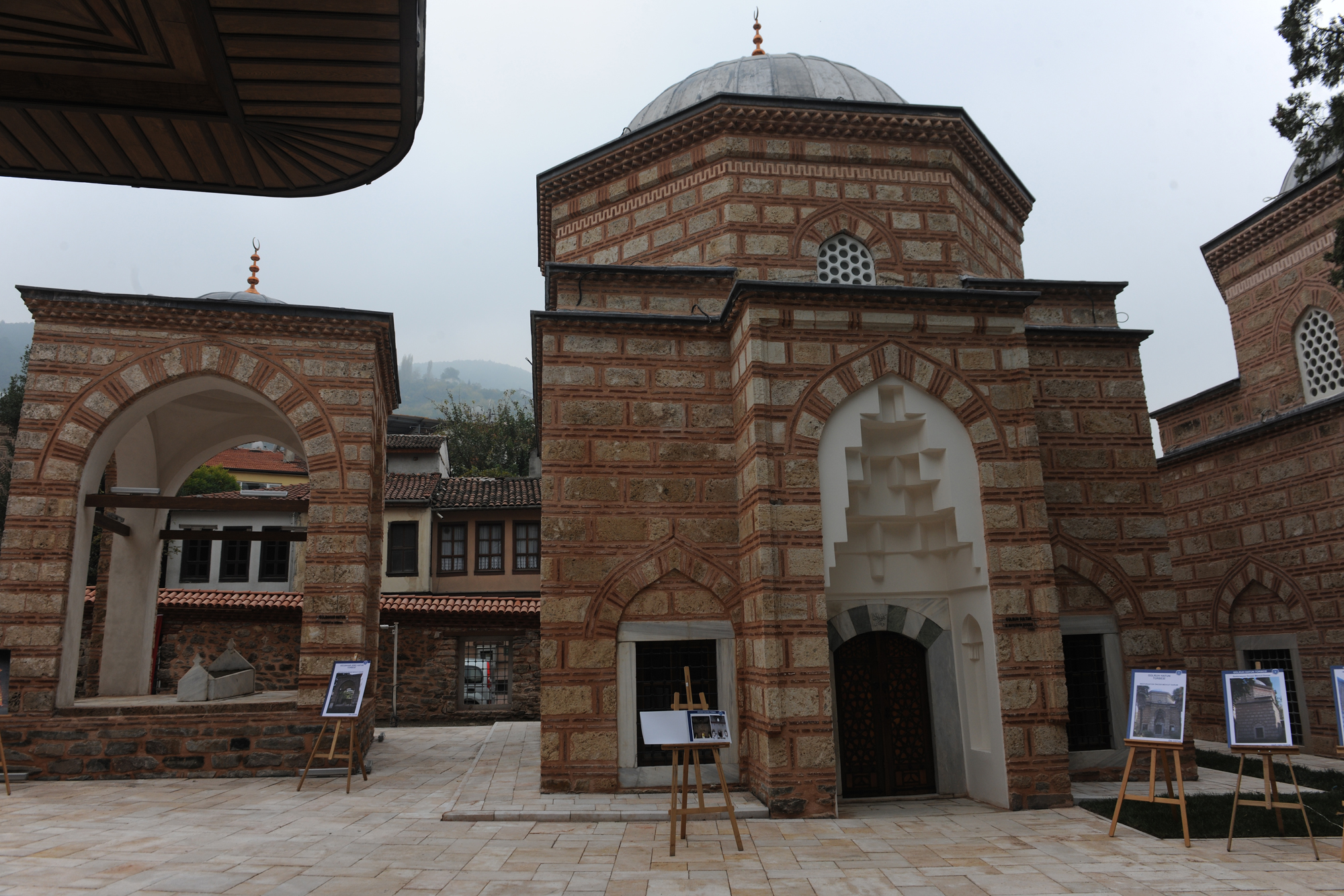 Muradiye Külliyesi´nde dönüşüm başladı