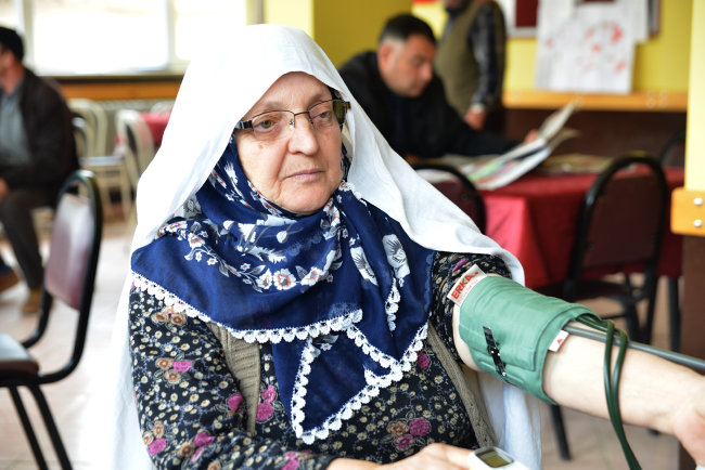 Sağlık taramaları sürüyor