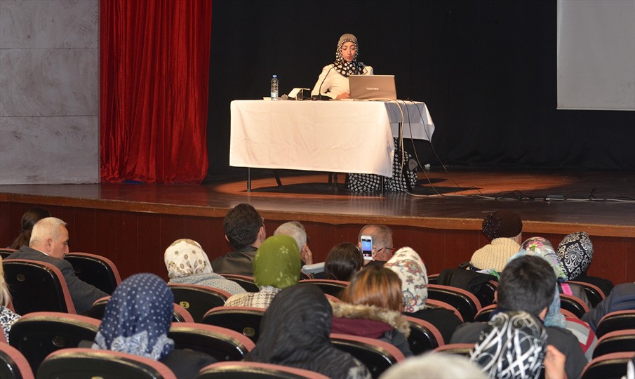 Genç Denizli'den Yeşil Diyet Paneli