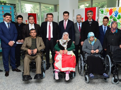 Engellilerin akülü araba sevinci