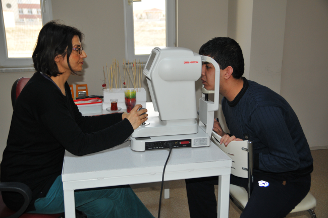 Engelli bireyler sağlık kontrolünden geçiriliyor