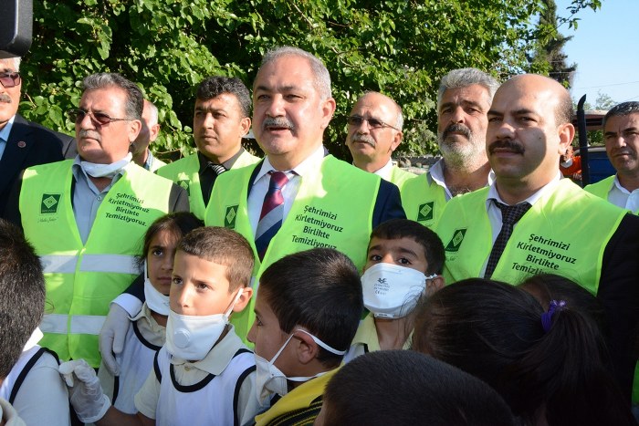 Başkan Kadir Kara, Çevre Temizlik Kampanyasına Katıldı