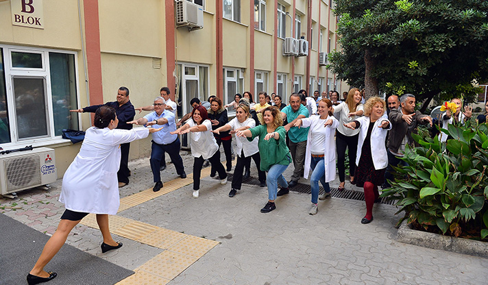 Bu Hastane Mutluluk Üretiyor