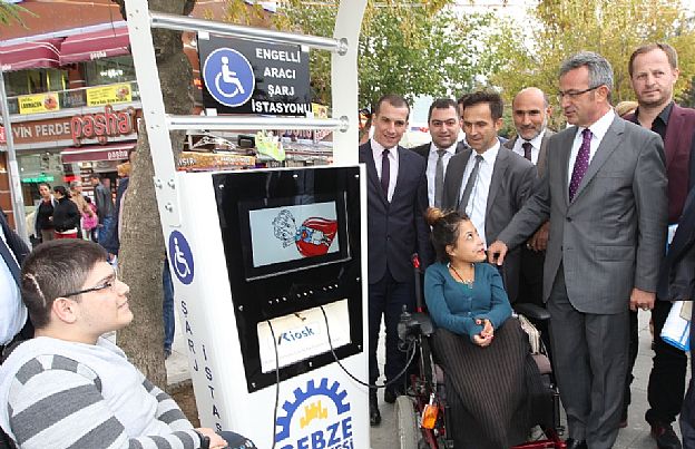 Engelli Araçlarına Şarj İstasyonu