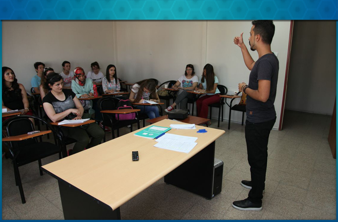 Engelleri Ortadan Kaldırmak İçin İşaret Dili Öğreniyorlar