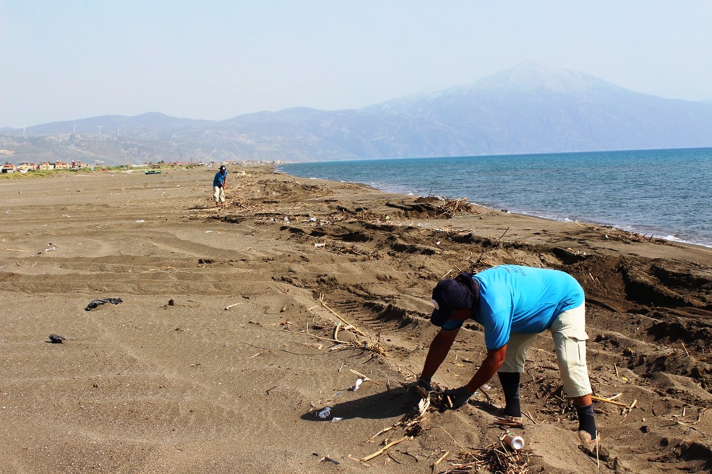 HBB Deniz Ve Sahillerden 437 Ton Atık Topladı
