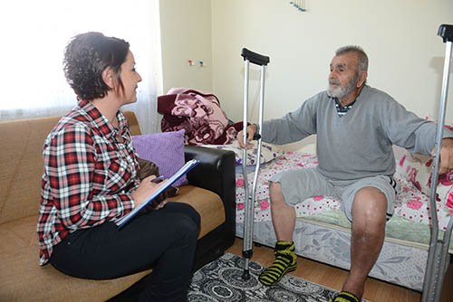 Evde Bakım Hizmetleri’ ile Ulaşılamayan Hasta Kalmıyor