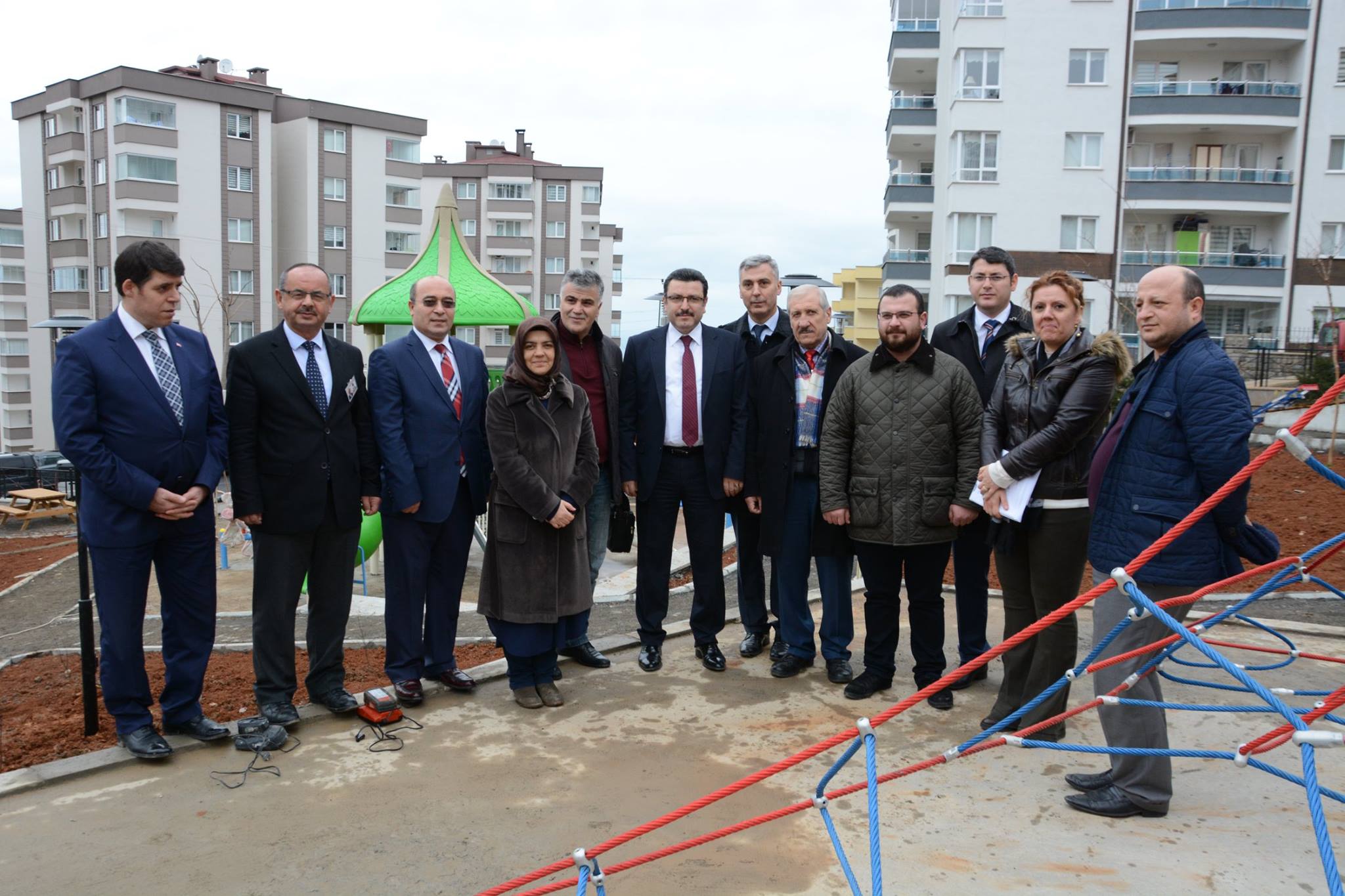 Başkan Genç, Aydınlıkevler Parkı'nı inceledi