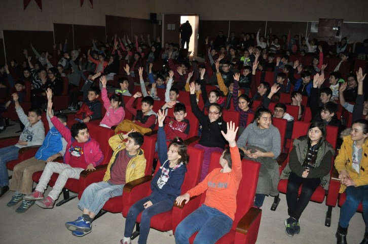 İlçemizde “Hayvan Haklarıyla İlgili Seminer” Düzenlendi