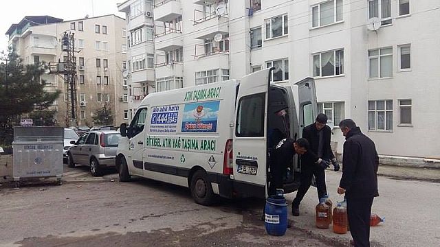 Gölcük'te Atık Yağlar Toplanıyor