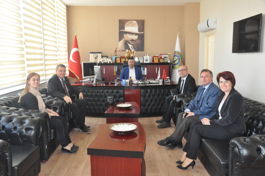 Türkiye Sağlıklı Kentler Birliği Müdürü Murat Ar'dan Belediye Başkanı Ulaş Yurdakul'a Ziyaret