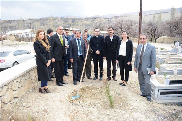 İlçemizde, Belediyemiz Öncülüğünde Fidan Dikimleri Başladı