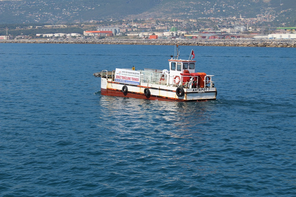 Hatay'ın Deniz Ve Sahillerinden Üç Ayda 509 Ton Atık Uzaklaştırıldı