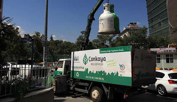 Bir Ayda 3,3 Bin Ton Ambalaj Atığı
