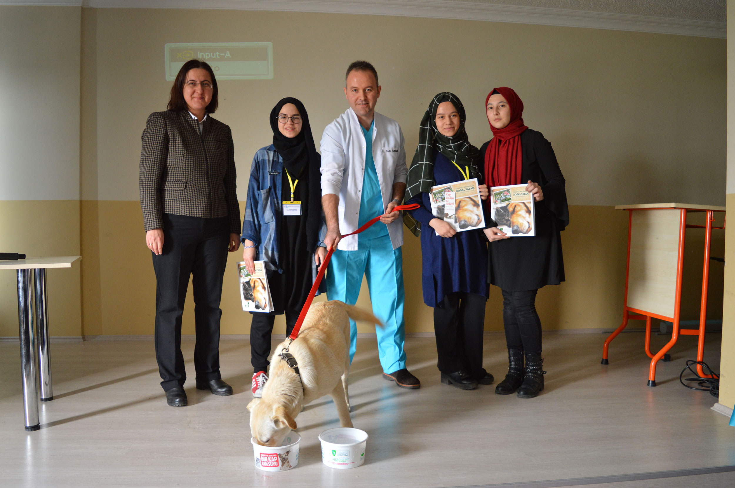 Osmangazi Öğrencilere Hayvan Sevgisi Aşıladı