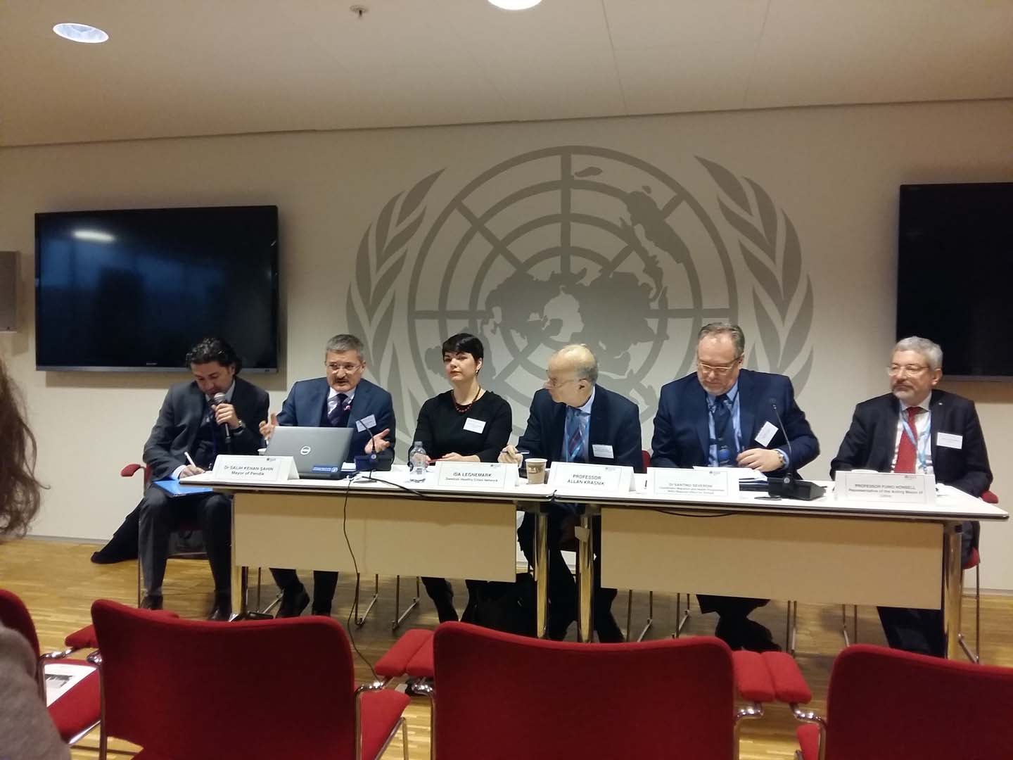 Başkan Şahin Kopenhag'da Mültecileri Anlattı