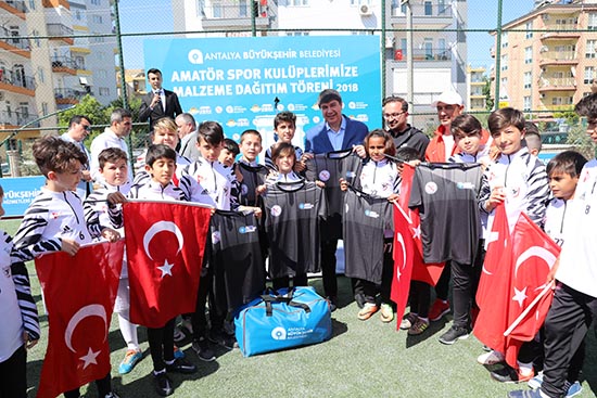 Türel’den Spora Büyük Destek