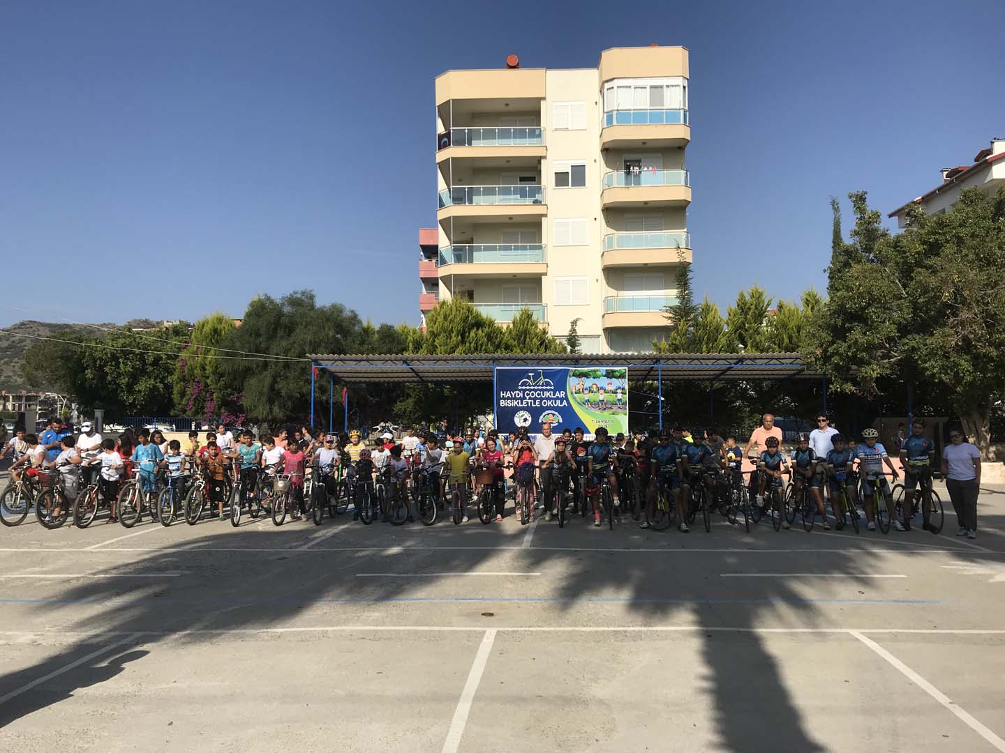 Gazipaşa’da 200 Öğrenci Bisikletle Okula Geldi