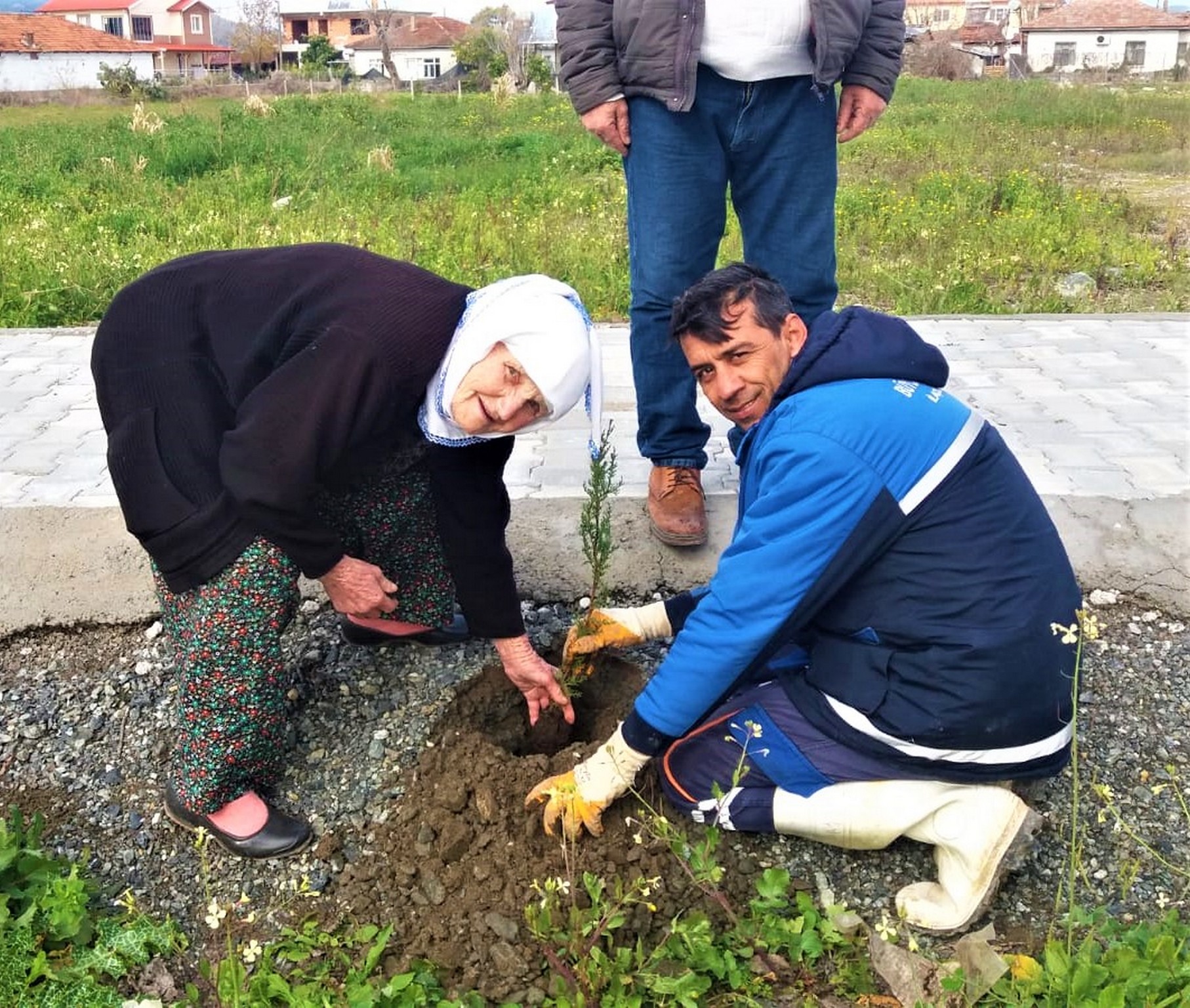 Büyükşehir “Bir Dikili Fidanım Olsun” diyor