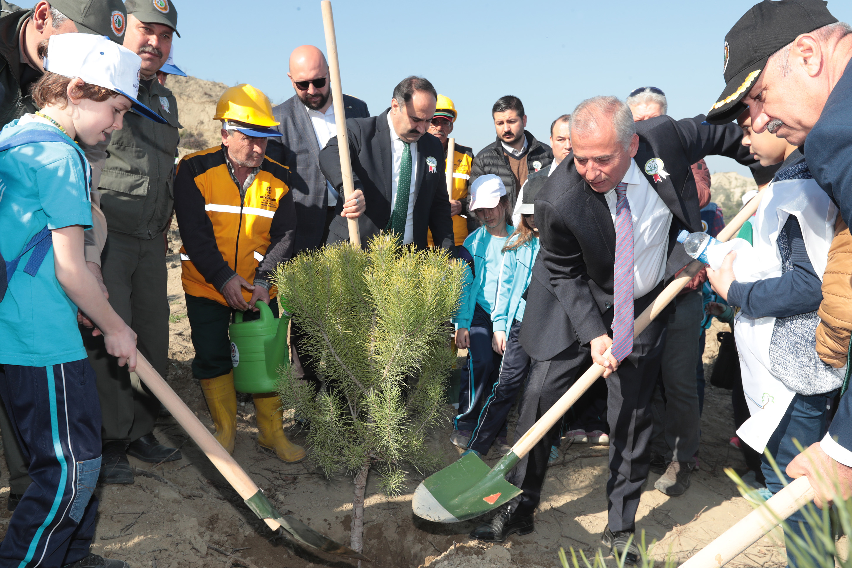 Denizli’de 2 Milyon Fidan Toprakla Buluşuyor