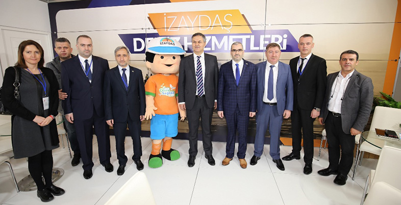 Kocaeli İzaydaş Atık Yönetimi Zirvesine Katıldı