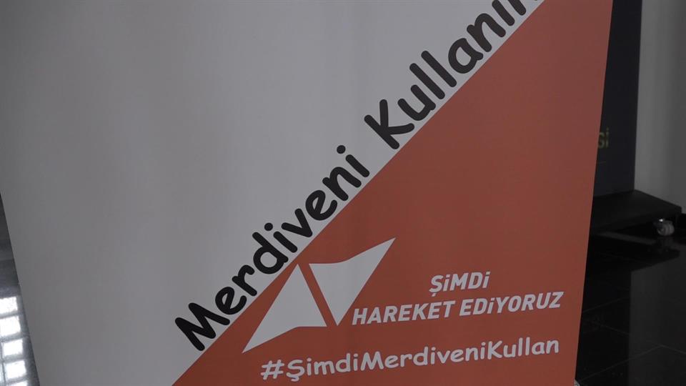 Bilecik’te Sağlık ve Hareket İçin; Asansör Yerine Merdivenler Kullanıldı