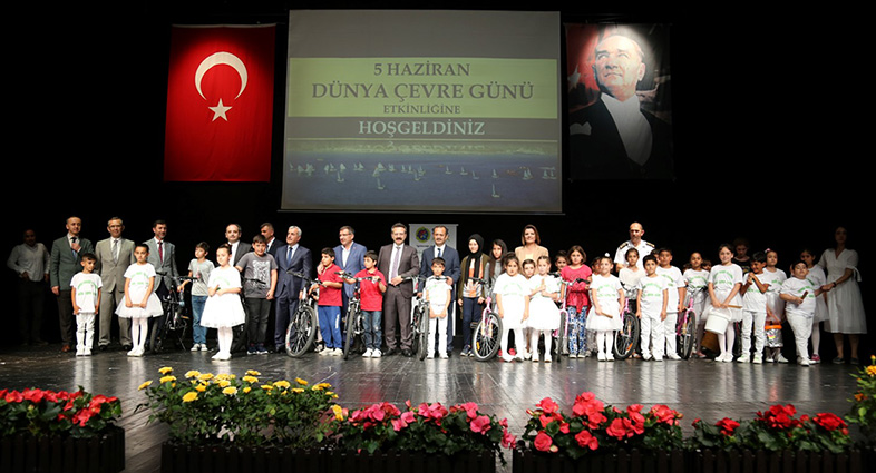 Kocaeli’de En Çevreci Okullar Ödüllerine Kavuştu
