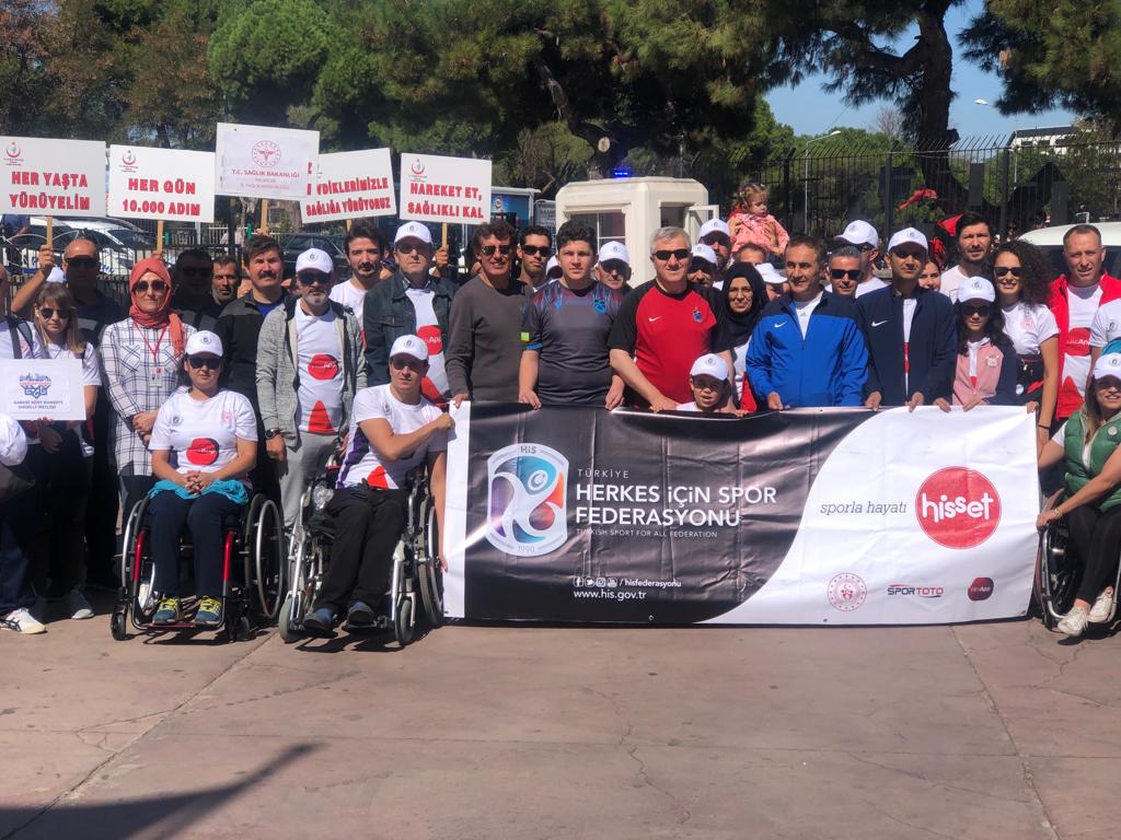 Balıkesir'de "Sağlık için Beraber Yürüyelim" Etkinliği