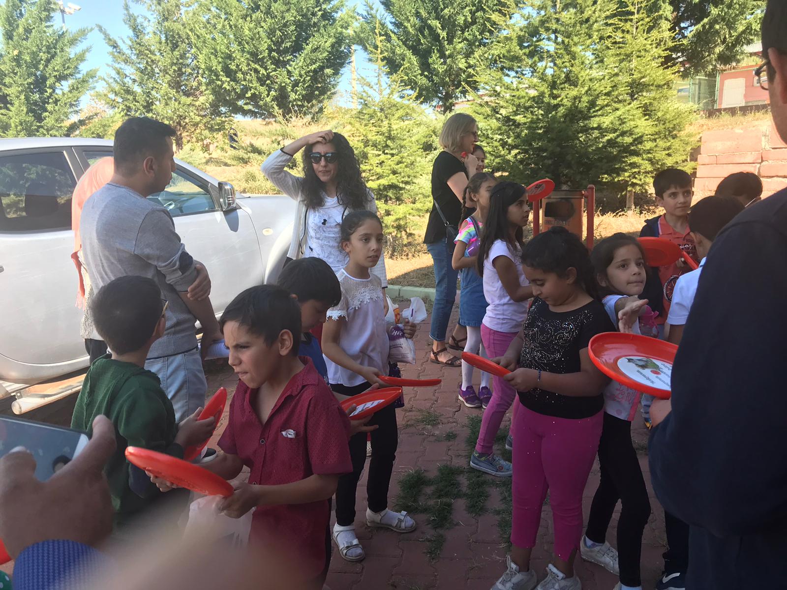 Öğrenciler Hayvan Barınağını Ziyaret Etti