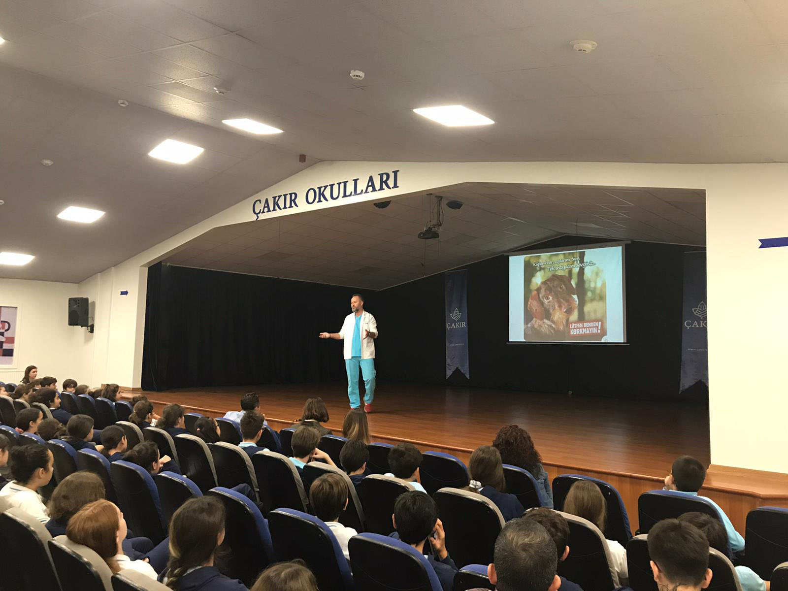 Osmangazi Belediyesi Öğrencilere Hayvan Sevgisi Aşıladı