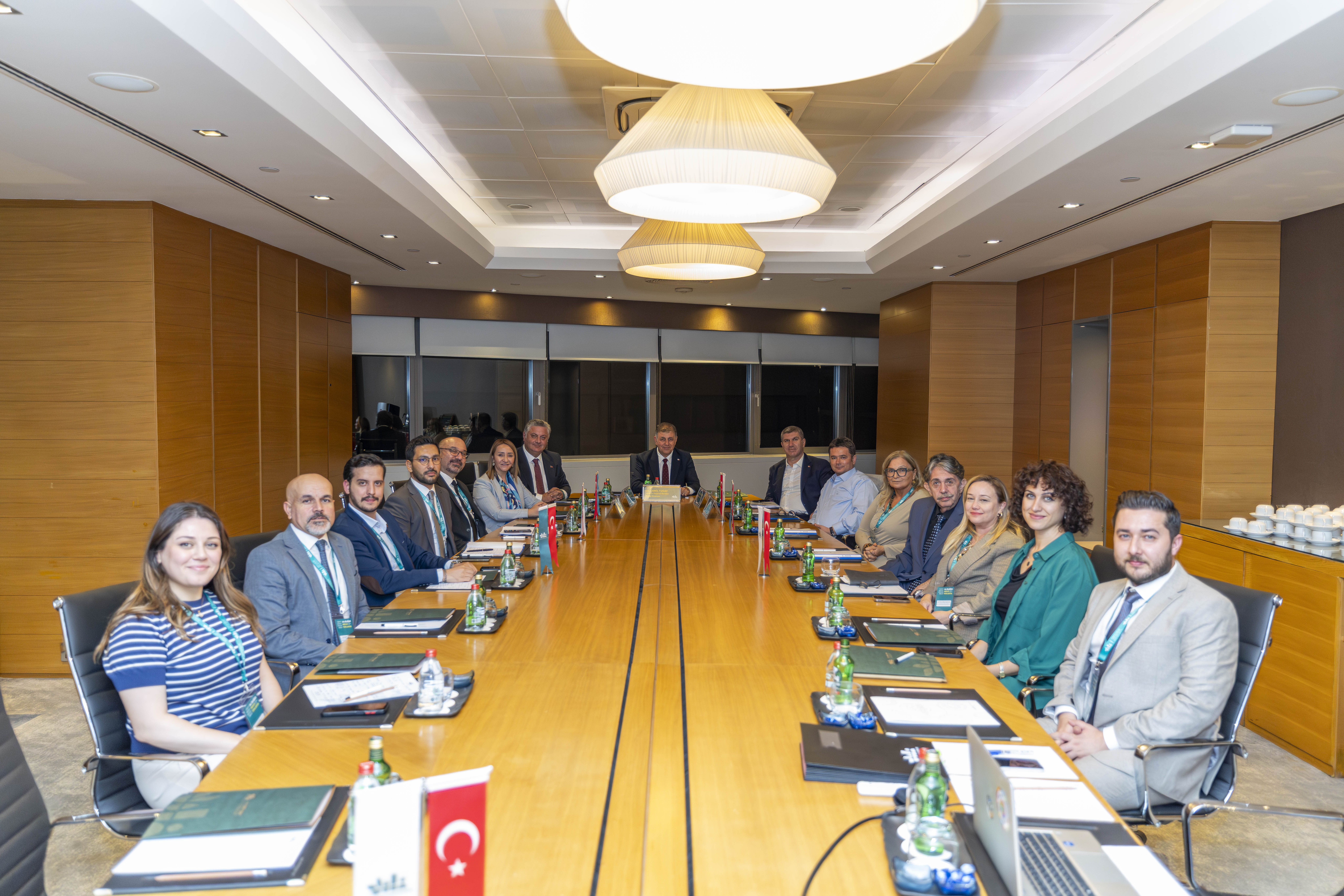 Ekim Ayı Encümen Toplantısını İzmir'de Gerçekleştirdik