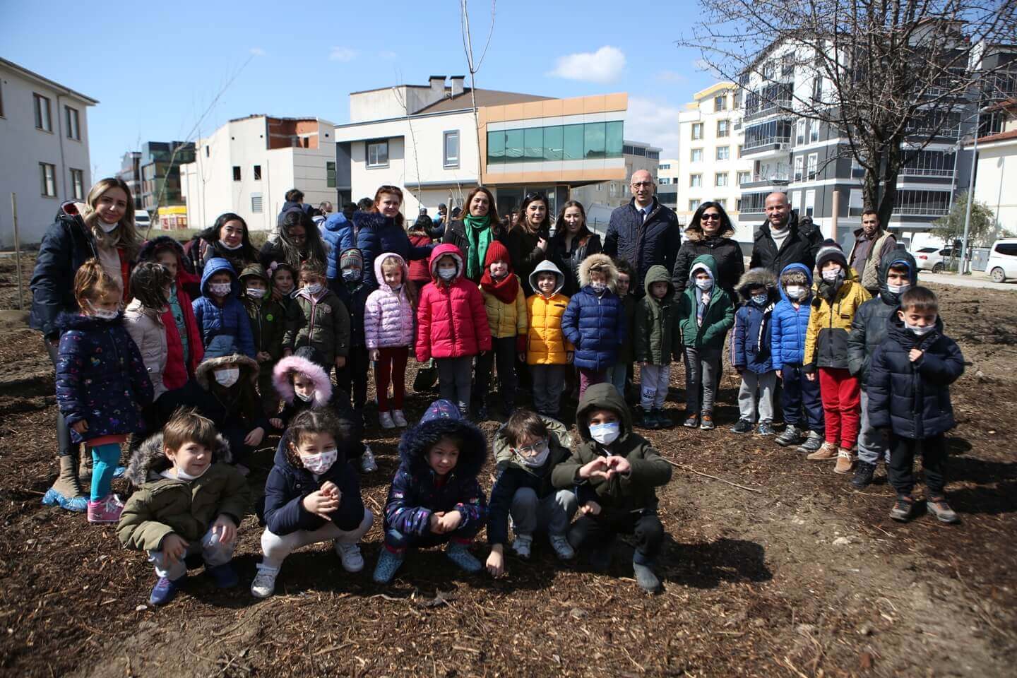 Başkan Erdem Öğrencilerle Fide Dikti