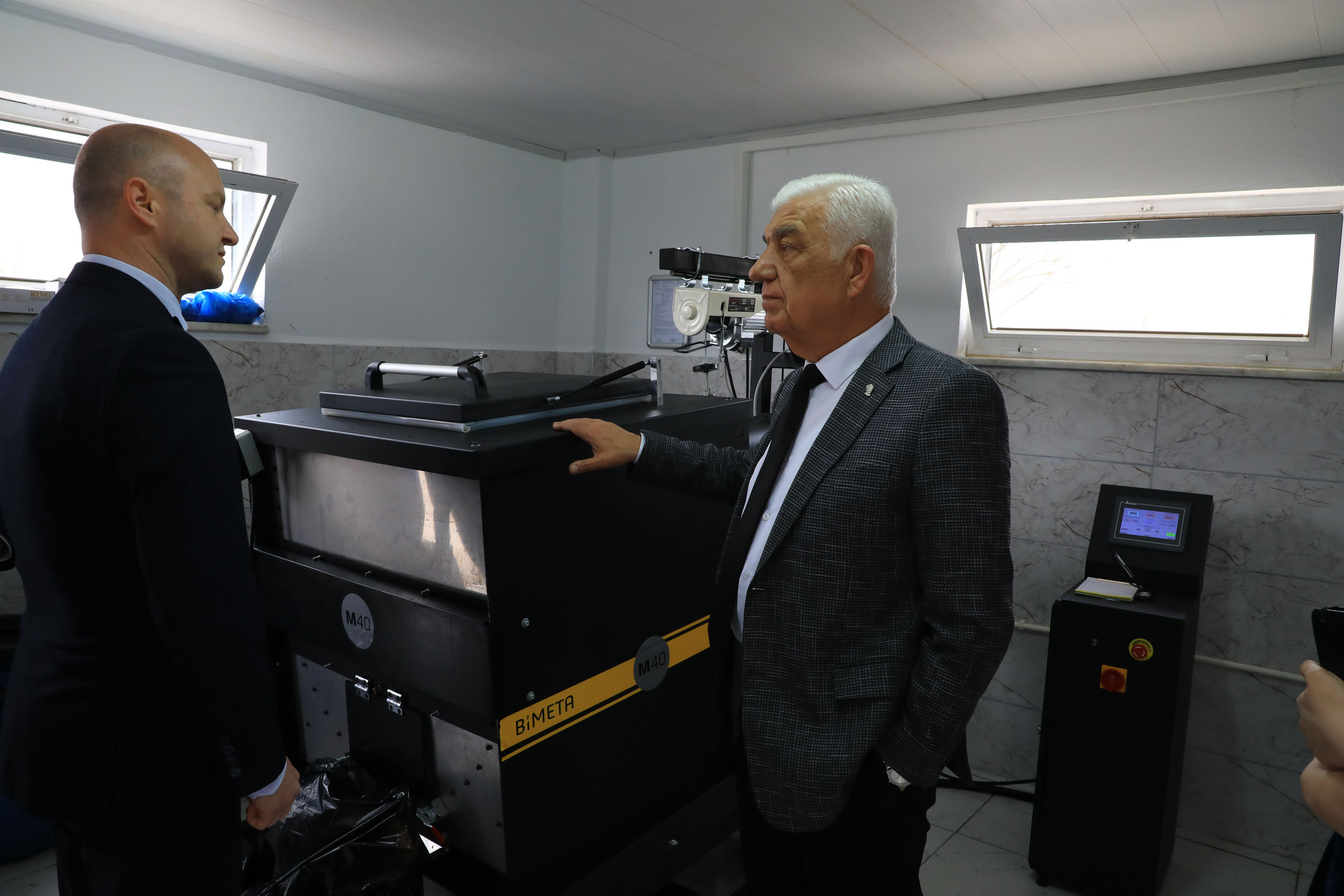 Büyükşehir Belediyesi Can Dostları İçin Mama Üretiyor