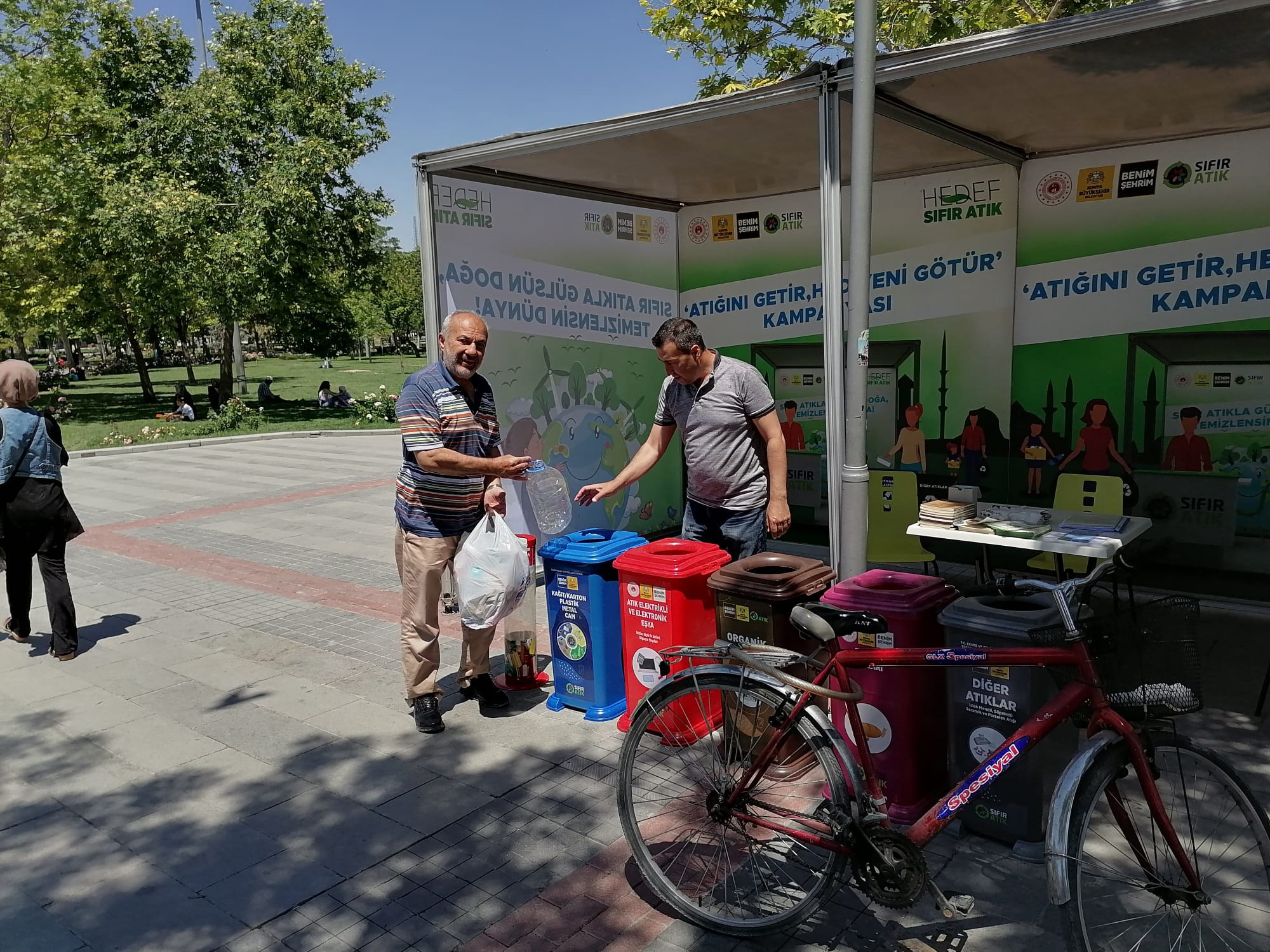 Konya Büyükşehir’den “Atığını Getir Hediyeni Al” Kampanyası